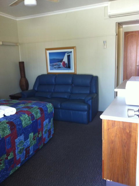 Ardeanal Motel - New Castle Holiday 13