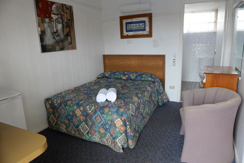 Ardeanal Motel - New Castle Holiday 23