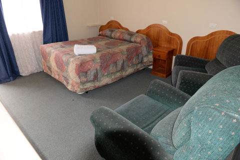 Ardeanal Motel - New Castle Holiday 33