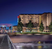 Stamford Grand Adelaide - New Castle Holiday