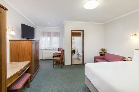 Adelaide Inn - New Castle Holiday 10