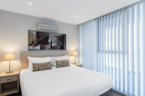 IStay Precinct Adelaide - New Castle Holiday 19