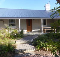 Penzance Cottage - New Castle Holiday
