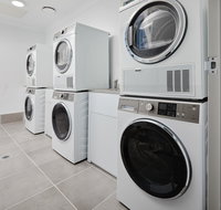 Charlestown Executive Apartments - New Castle Holiday