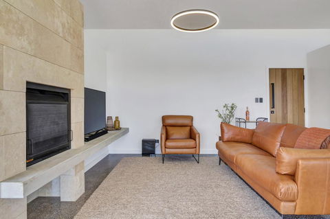 Shadow Creek McLaren Vale - New Castle Holiday 11