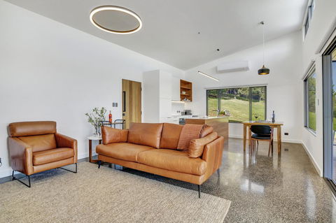 Shadow Creek McLaren Vale - New Castle Holiday 12