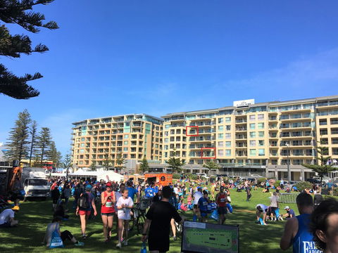 Beachside Luxury Getaway In Glenelg - New Castle Holiday 20