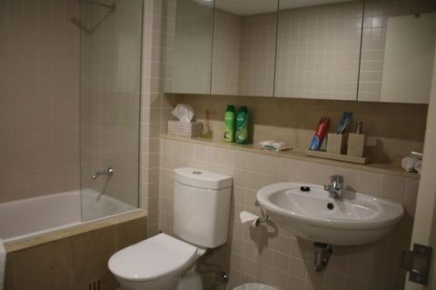 Beachside Luxury Getaway In Glenelg - New Castle Holiday 11