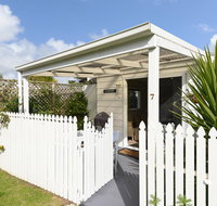 Wintergarden Beach Cabin - New Castle Holiday