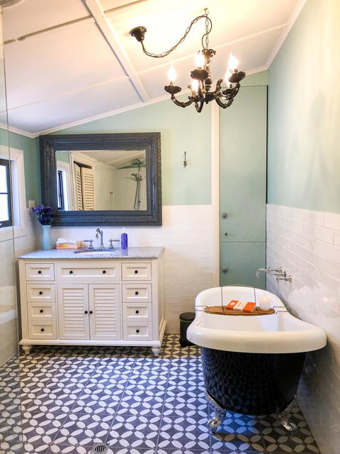 Inglenook Cottage - New Castle Holiday 22