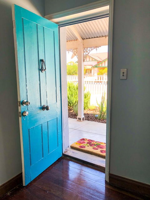 Inglenook Cottage - New Castle Holiday 7