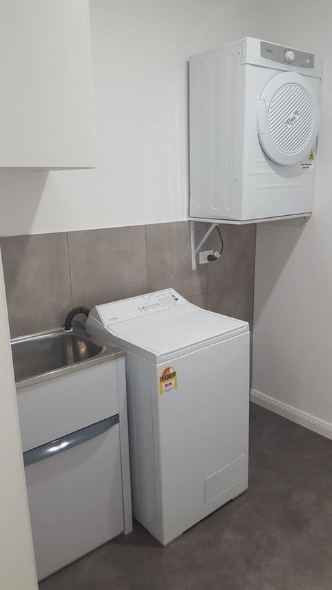 Aart Apartments - New Castle Holiday 11