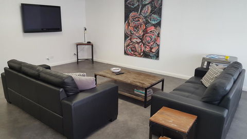 Aart Apartments - New Castle Holiday 8