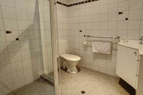 Tasman Beachside Apartment - New Castle Holiday 7