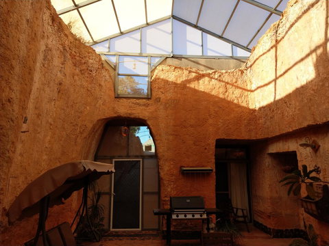 Zen Underground B&B - New Castle Holiday 8