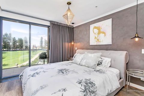 Heart Of Glenelg BnB - New Castle Holiday 0