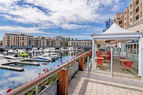 Heart Of Glenelg BnB - New Castle Holiday 19