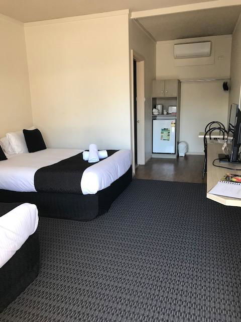 Bay Motel Hotel - New Castle Holiday 3