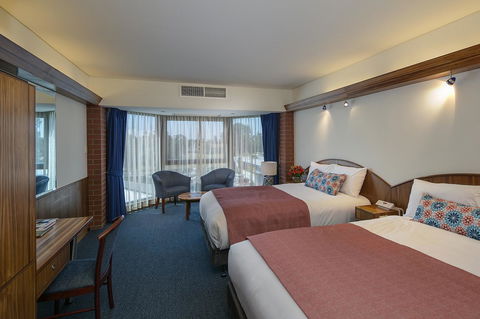 Arkaba Hotel - New Castle Holiday 22