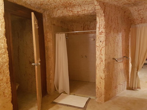 Underground Gem - New Castle Holiday 13