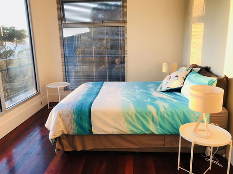Sunrise On Falie Seaview Eco Accommodation - New Castle Holiday 32