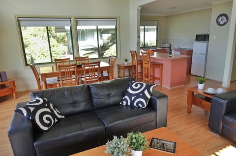 SkyView Villa - New Castle Holiday 7