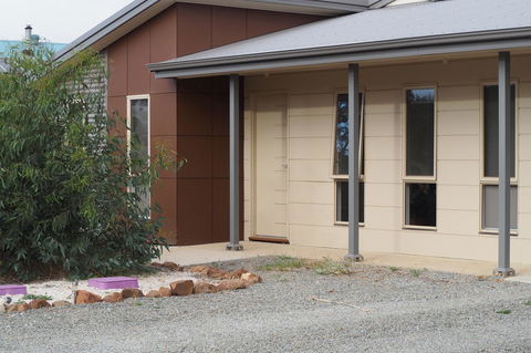 32 West B&B - New Castle Holiday 6