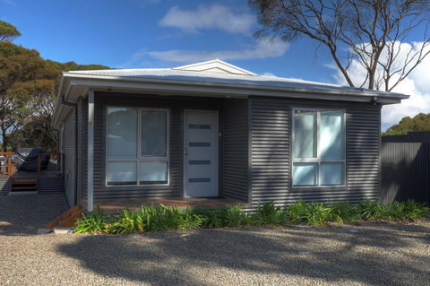 Home On Torrens - New Castle Holiday 20