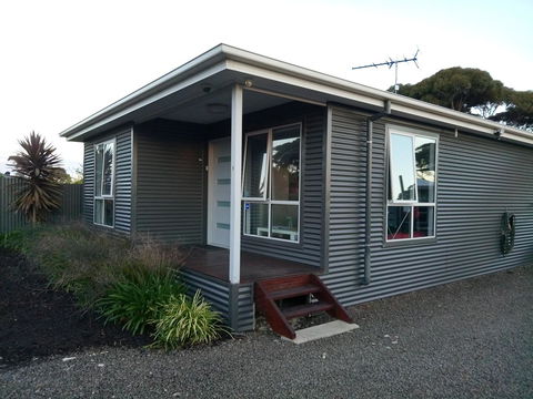 Home On Torrens - New Castle Holiday 5