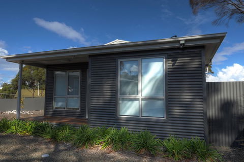 Home On Torrens - New Castle Holiday 25