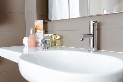 The Studios By Manna, Ascend Hotel Collection - New Castle Holiday 6