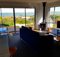 Coorong Waterfront Retreat - New Castle Holiday