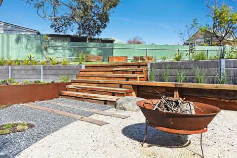 Port Of Call - Port Willunga - C21 SouthCoast Holidays - New Castle Holiday 2