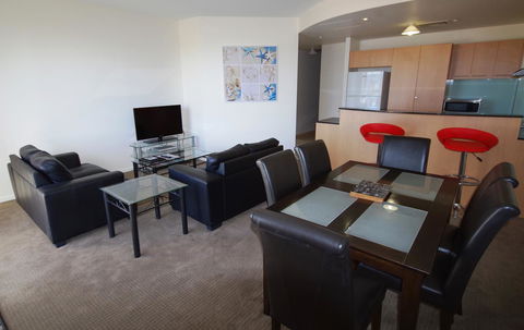 Ensenada Motor Inn And Suites - New Castle Holiday 33