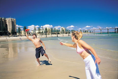 Ensenada Motor Inn And Suites - New Castle Holiday 3