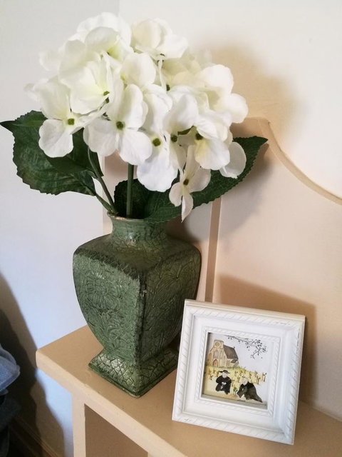 Hilda Anna's - New Castle Holiday 23