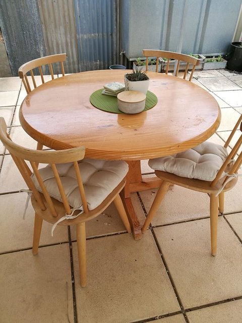 Hilda Anna's - New Castle Holiday 41