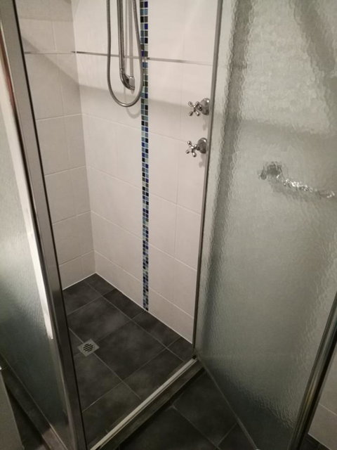 Hilda Anna's - New Castle Holiday 35