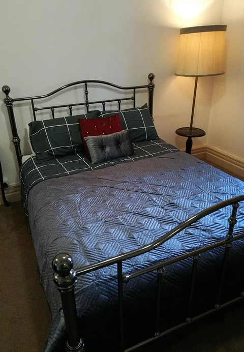 Hilda Anna's - New Castle Holiday 27