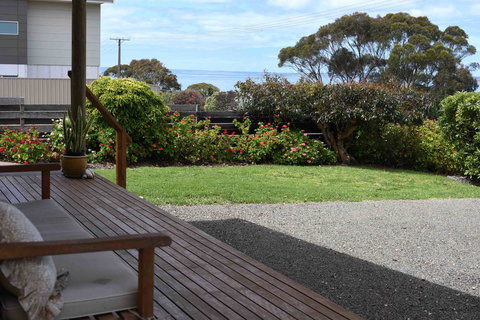 Admirals Inn - New Castle Holiday 24