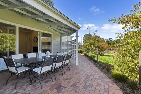 Grandview Accommodation - The Elm Tree Apartments - New Castle Holiday 26