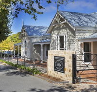 Grandview Homes Accommodation - The Adelaide - New Castle Holiday