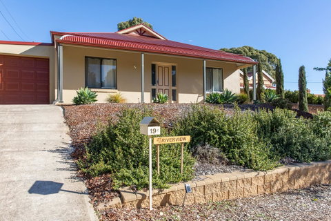 Rivergum Cottages Gawler Barossa Region - New Castle Holiday 1