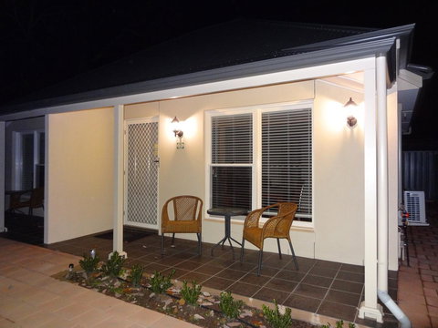 Hahndorf Oak Tree Cottages - New Castle Holiday 2
