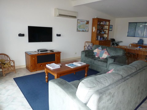 SeaShells Penneshaw - New Castle Holiday 10