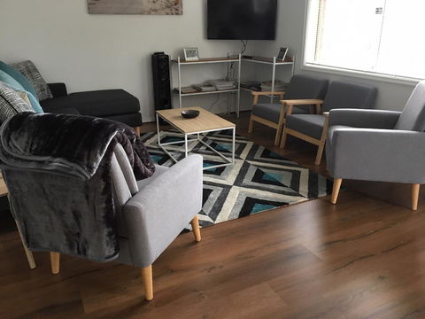 Windsor Gardens Home - New Castle Holiday 7