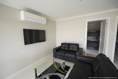 Paringa Resort - New Castle Holiday 3