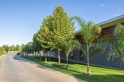 Paringa Resort - New Castle Holiday 16