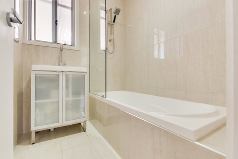 The Island House - New Castle Holiday 5