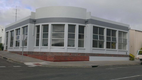 Kingscote Central - New Castle Holiday 9